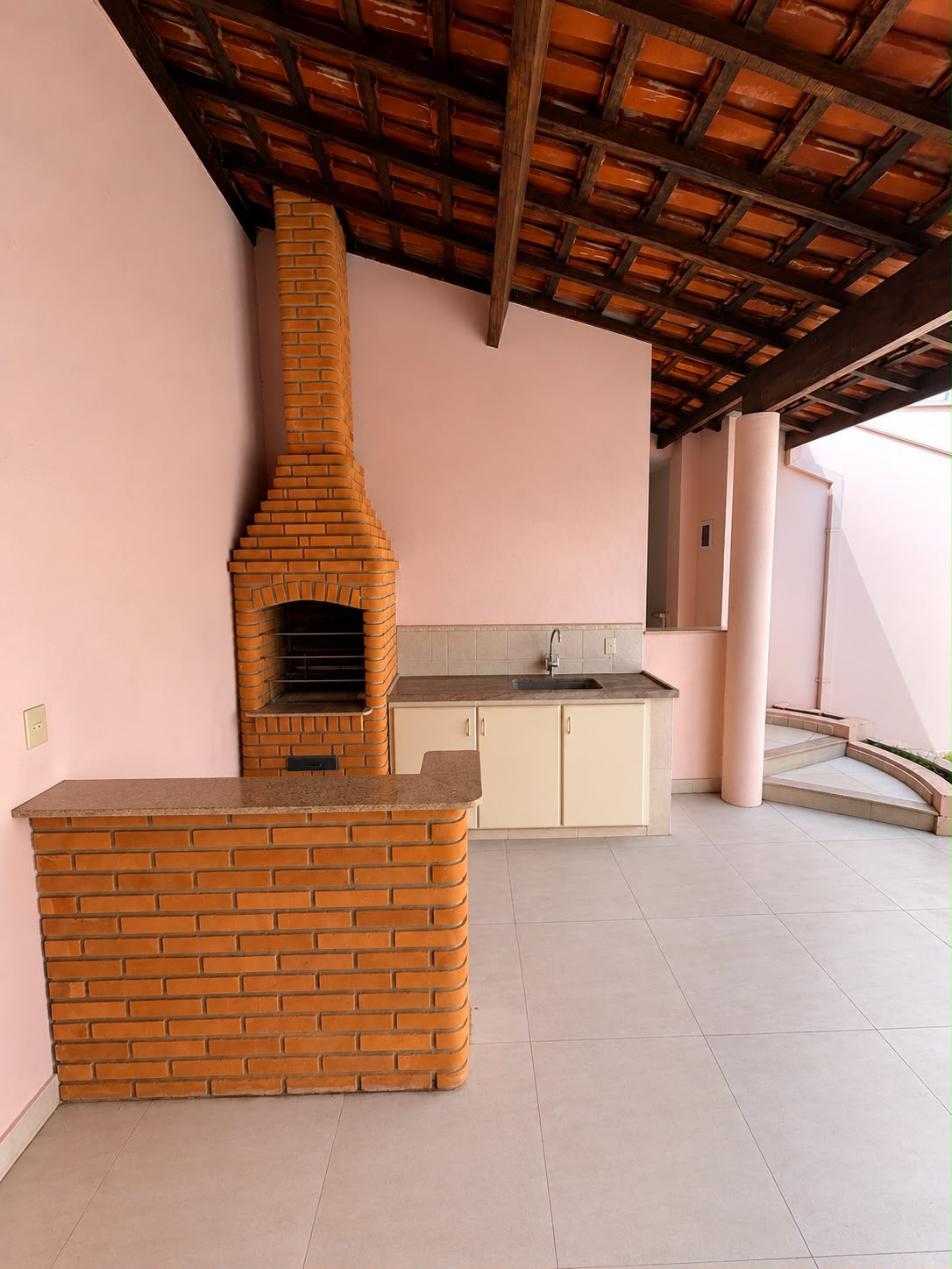Sobrado  em VILLA DOS LAVRADORES, Botucatu — foto 2